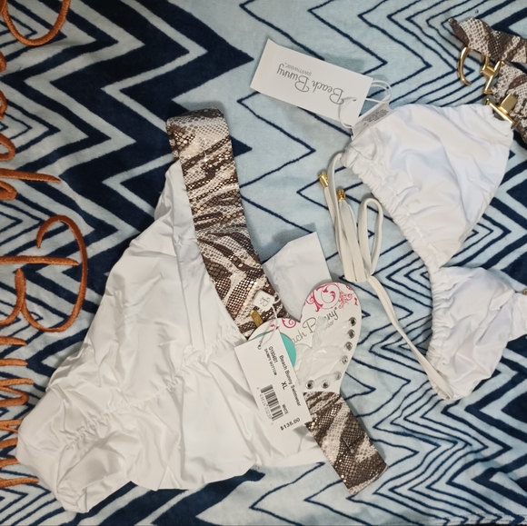 Beach Bunny NWT gold white xl swimsuit - Picture 5 of 11